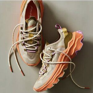 FP MOVEMENT x Sorel Women's Pink and Tan Sneakers Size 9.5